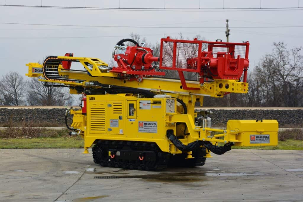 2717_Mi5_bohrgerät Massenza Drilling Rigs