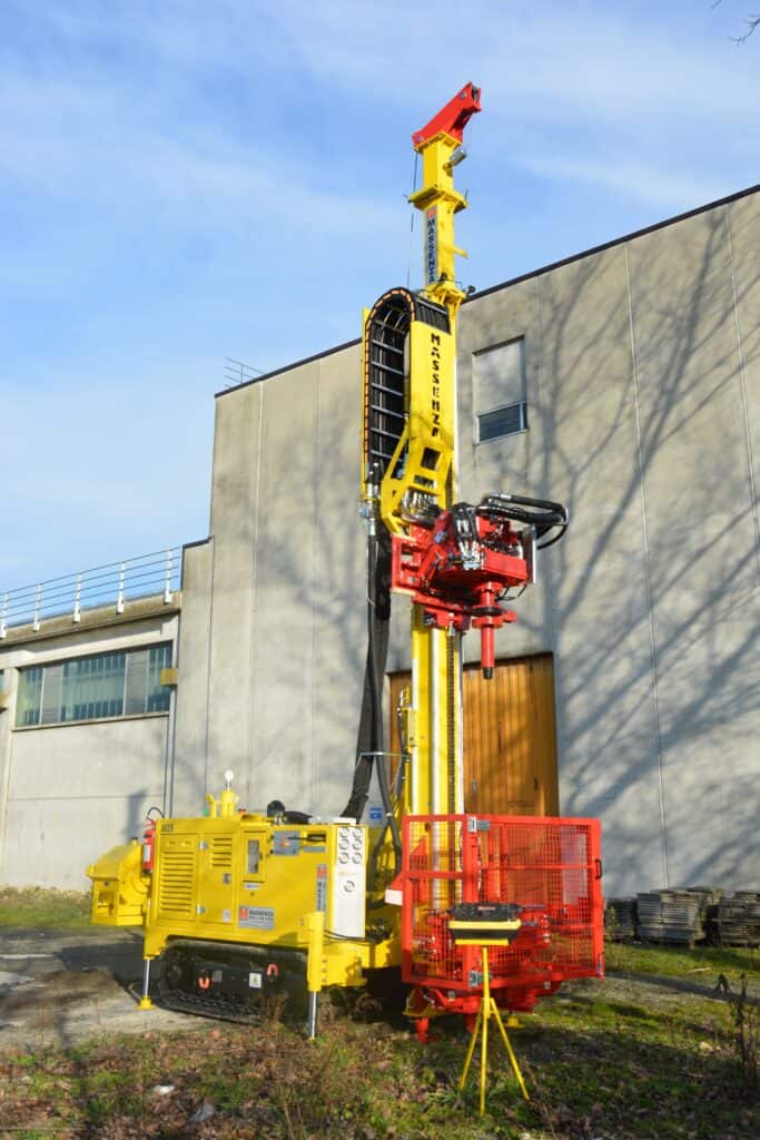 2719_Mi5 bohrgerät Massenza Drilling Rigs
